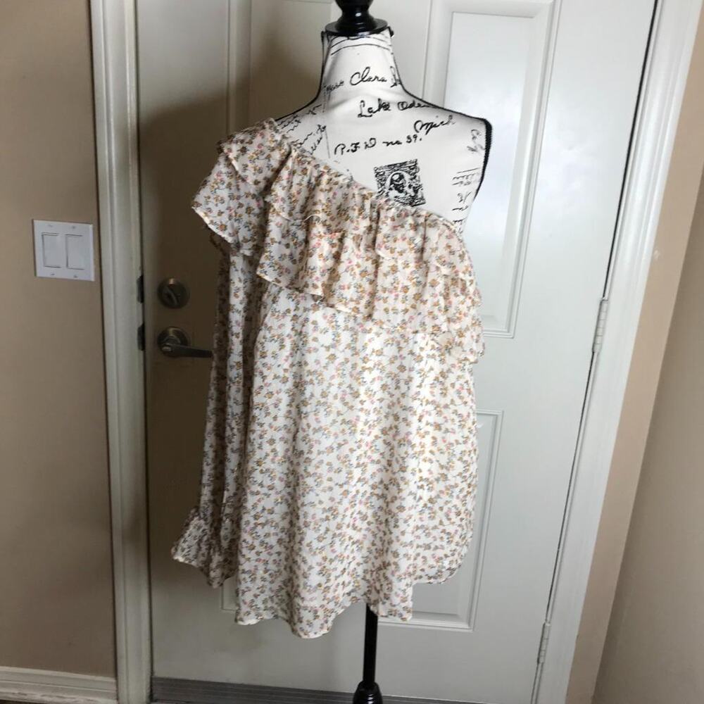 Torrid Women's Chiffon Ruffle One Shoulder Floral Blouse NEW~ Size 3 PLUS SIZE